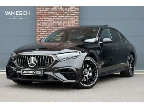 Mercedes-Benz E-Klasse AMG 53 4MATIC+ Premium | 585pk | Hyperscreen | Achterasbesturing | Distronic 