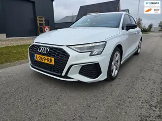 Audi A3 Sportback 30 TFSI S edition