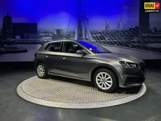 Skoda Fabia 1.0 TSI Ambition *Led*Navi*Appconnect*