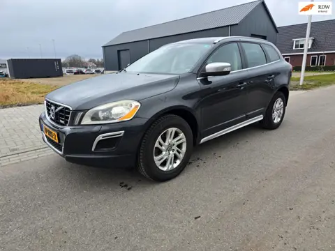 Volvo XC60 2.0 T5 R-Design