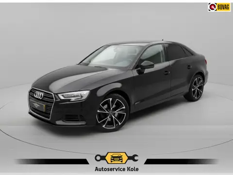 Audi A3 Limousine 30 TFSI Pro Line * Navigatie * Cruise Control * Parkeersensoren *