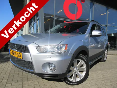 Mitsubishi Outlander 2.0 Edition One | AUTOMAAT | LPG | DEALER ONDERHOUDEN | TREKHAAK | NAVIGATIE | 