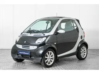 Smart Fortwo cabrio 0.7 purestyle (bj 2005, automaat)