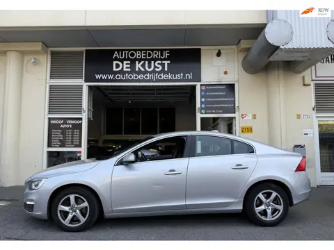 Volvo S60 2.0 D4 AUT 2017 Leder Navi Clima