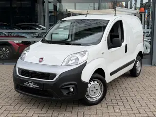 FIAT FIORINO 1.4 SX NAVIGATOR AIRCO PDC NAVI SCHUIFDEUR.