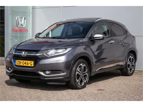 Honda HR-V 1.5 i-VTEC Executive automaat -  dealerond. | Schuif-kanteldak | Stoelverw. | Nav