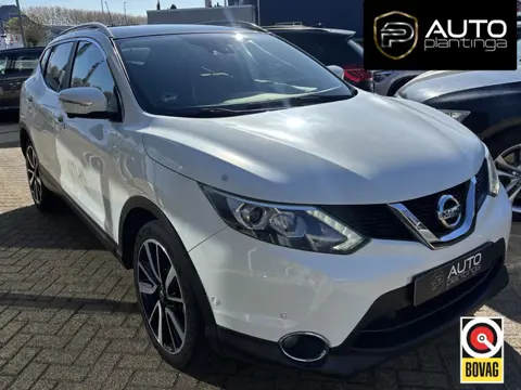 Nissan Qashqai 1.2 Acenta 116PK | Nette Staat | Onderhoudshistorie | 360 Camera | PANO | Stoelverwar