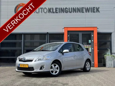 Toyota Auris 1.8 Full Hybrid Aspiration / Cruise Control / Climate Control / Trekhaak /