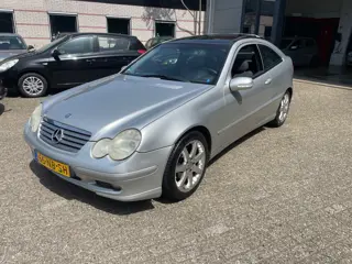 Mercedes-Benz C-klasse Sportcoupé 200 K. Zeer nette auto