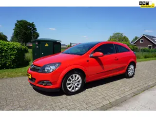 Opel Astra GTC 1.6 Temptation