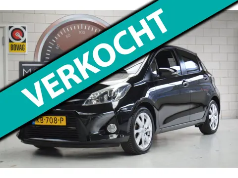 Toyota Yaris 1.5 Full Hybrid Dynamic, All-season, DEALERONDERH, TOPSTAAT! STOELVERWARMING