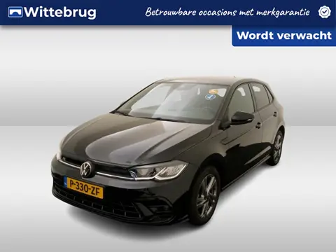 Volkswagen Polo 1.0 TSI R-Line / PARK. SENSOREN/ APP CONNECT/ CLIMA/ GETINT GLAS/ 16" LMV