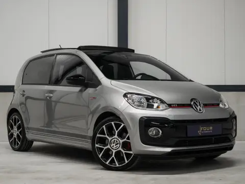 Volkswagen Up! 1.0 TSI GTI | 140pk | Fox Dual Pipe | Panoramadak | 17" |