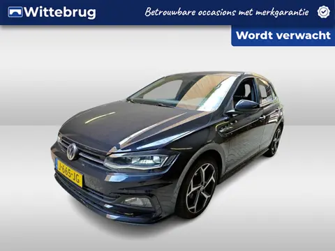 Volkswagen Polo 1.0 TSI R-Line / PANO/ CAMERA/ PARK. SENSOREN/ DIGITAL DASHBOARD/ LED/ NAVI/ CLIMA/ 