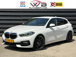 BMW 1-serie 118i 19" I Carplay I LED I Navigatie I Leder