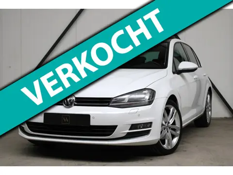 Volkswagen Golf 1.4 TSI Highline Panoramadak l 1e eigenaar l LED l Bluetooth l Stoelverwarming