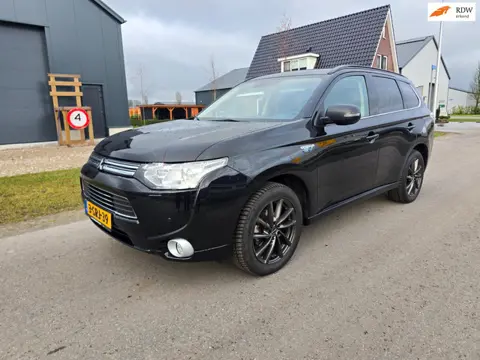 Mitsubishi Outlander 2.0 PHEV Instyle+