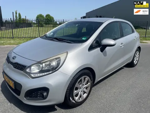 Kia Rio 1.2 CVVT Super Pack|Bluetooth|Clima|Cruise|5drs|NAP!!!