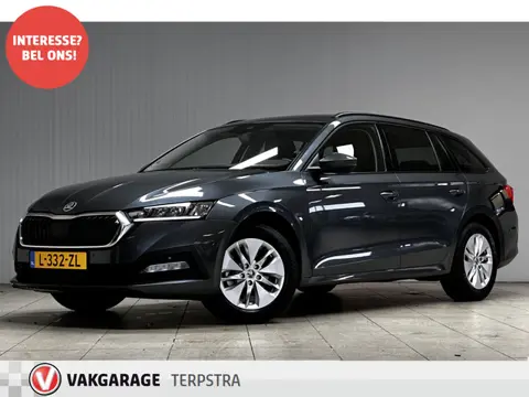 Škoda Octavia Combi 1.0 TSI Business Edition/ Virtual Dash./ LED Koplampen/ Keyless-GO/ Apple + Andr