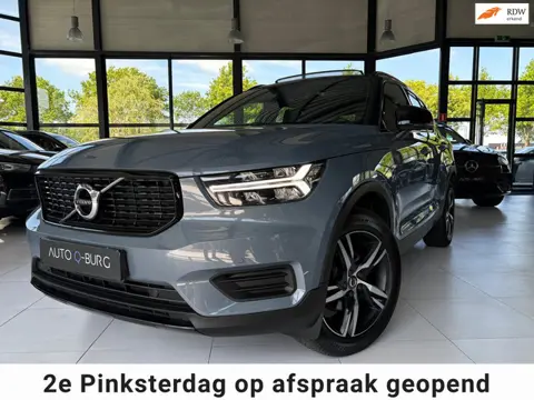 Volvo XC40 1.5 T2 Momentum Pro | Trekhaak | Pano | Memory | Leer | Camera | Adaptive Cruise | Climat