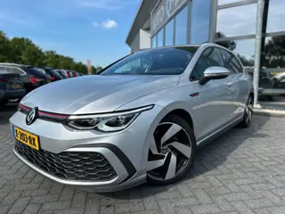 Volkswagen Golf 2.0 TSI GTI | DSG | Camera | Sfeerverlichting | Adaptive Cruise | Virtual | LED | Or