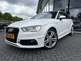 Audi A3 Sportback 1.2 TFSI Adrenalin | S Line | Carplay | Camera | Climate | PDC | Trekhaak | LMV | 