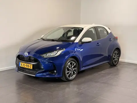 Toyota Yaris 1.5 Hybrid 115 First Edition Limited | Head-up display | Dodehoekdetectie | Parkeersens