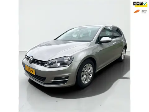 Volkswagen Golf 1.0 TSI Business Edition Connected