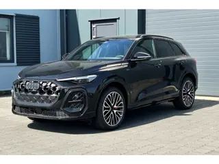 Audi Q5 2.0 TFSI e-hybrid quattro S-Line Competition PANO TREKHAAK BIJRIJDERSDISPLAY MATRIX LED NIEU