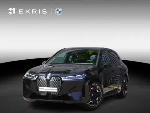 BMW iX xDrive40 High Executive | Glazen panoramadak Sky Lounge | Driving Assistant Professional | HI