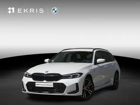 BMW 3 Serie Touring 330e M Sportpakket Pro | BMW M Performance 19" | Comfort Pack | Trekhaak met ele