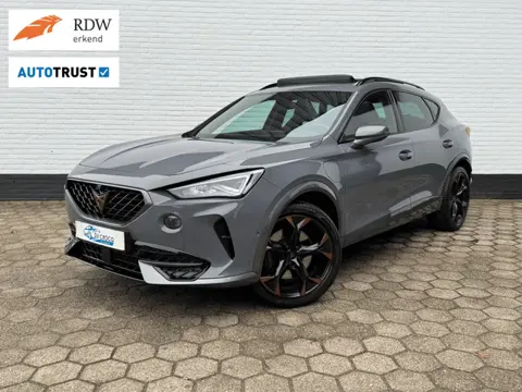 CUPRA Formentor e-Hybrid VZ Perf. PANO l TREKHAAK l NIEUWSTAAT!