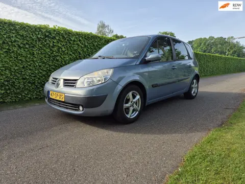 Renault Scénic 2.0-16V Dynamique Comfort
