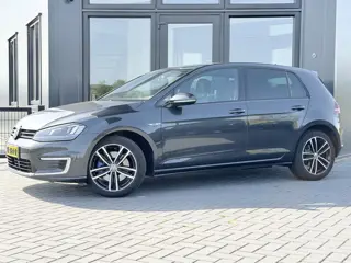Volkswagen Golf 1.4 TSI GTE Groot Nav | Adap. cruise | Trekhaak | Nwe distributie