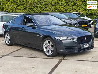 Jaguar XE 2.0 Turbo (240 pk) Prestige | Storm Grey | Panorama | Meridian | Cold Climate Pack