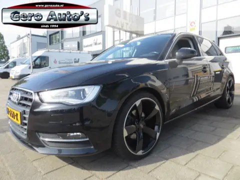 Audi A3 Sportback 1.4 TFSI Ambition Pro Line plus sportstoelen ,navi,19 inch etc
