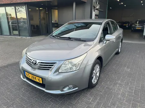 Toyota Avensis 1.8 VVTi Dynamic CLIMA CRUISE DEALER ONDERHOUDEN ORIG NL NAP
