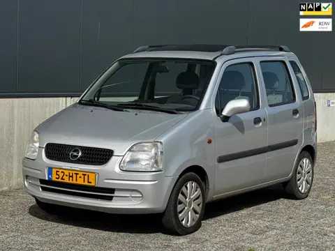 Opel Agila 1.2-16V Comfort