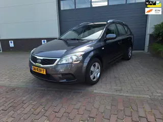 Kia Cee'd | 1.4 CVVT X-tra | Airco | Trekhaak |