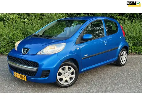 Peugeot 107 1.0-12V Millesim 200 / Airco / NAP