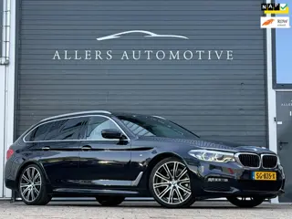BMW 5-serie Touring 520i High Executive|LEDER|PANO|HARMAN KARDON|NAP