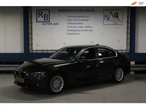 BMW 3-serie 320d EDE Corporate Lease Executive KEURIGE WAGEN/ NAP/ 8-2026 APK