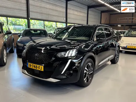 Peugeot E-2008 EV GT 50 kWh Pano/Led/Camera