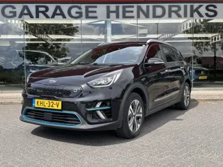Kia e-Niro ExecutiveLine 64 kWh | SOH: 97,3% | Fase 3 | Warmtepomp | Adaptive CC | Navi |