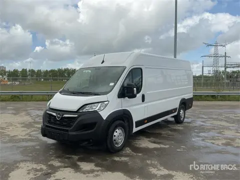 Opel Movano 2.2 103 KW KA L4H2 (bj 2022)