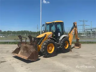 JCB 4CX (bj 2016)