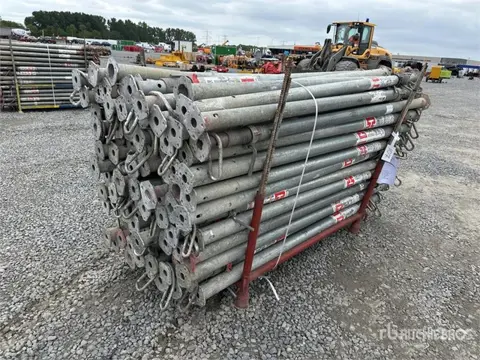 QUANTITY of (107) Hunnibeck Props Scaffolding