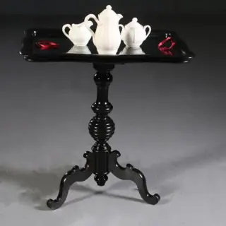 Wijntafel theetafel  Bijzettafel Willem III ca. 1875  Zwart gepolitoerd