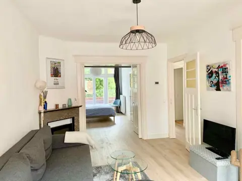 Woning aan de Pieter van den Zandestraat te Den Haag