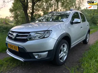 Dacia Sandero 0.9 TCe Stepway Lauréate DEALER ONDH./NAVI/Cruise/P.sensor/APK!